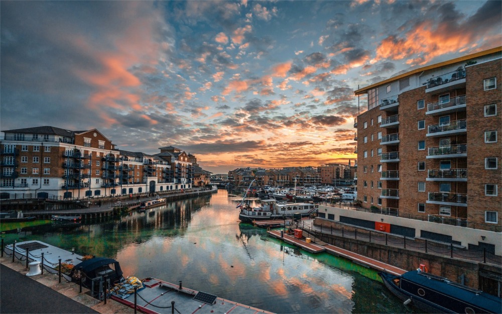 Limehouse Basin, Thames Docklands, London, England, UK.