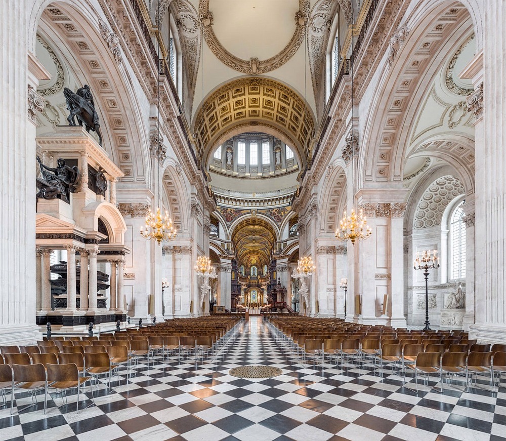 This is a photograph of the nave of St Paul's Cathedral in London, England.