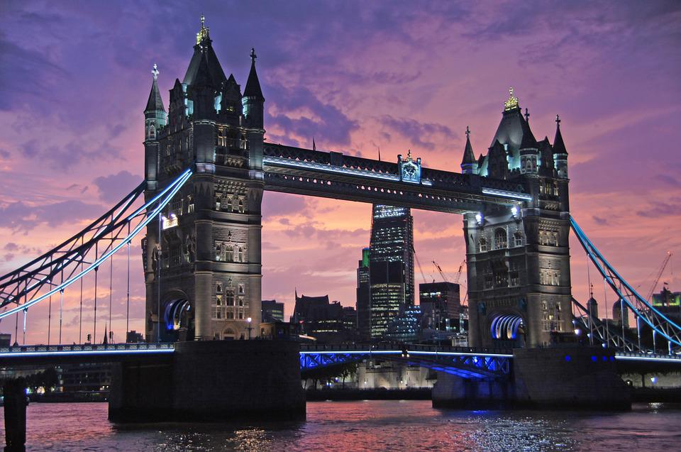 The Tower Bridge in London England - Photo 1