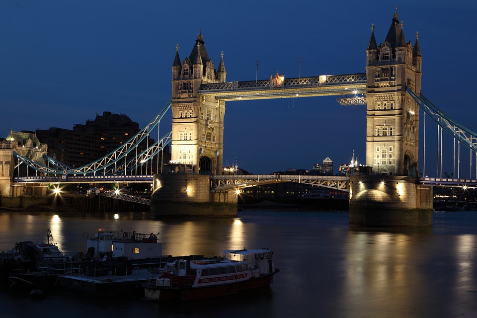 The Tower Bridge in London England - Photo 3